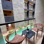 Apt In Heart Of Playa Del Carmen